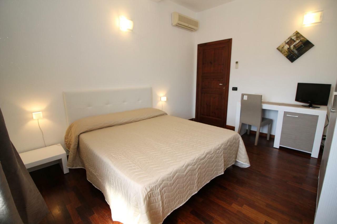 Al Centro Affittacamere San Vito Lo Capo Exterior foto